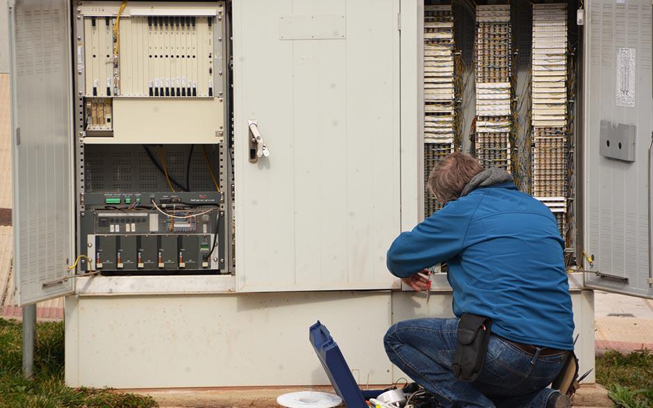 technicien électricien L'Île-Saint-Denis