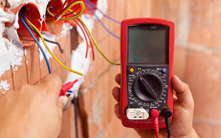 je recherche un électricien L'Île-Saint-Denis
