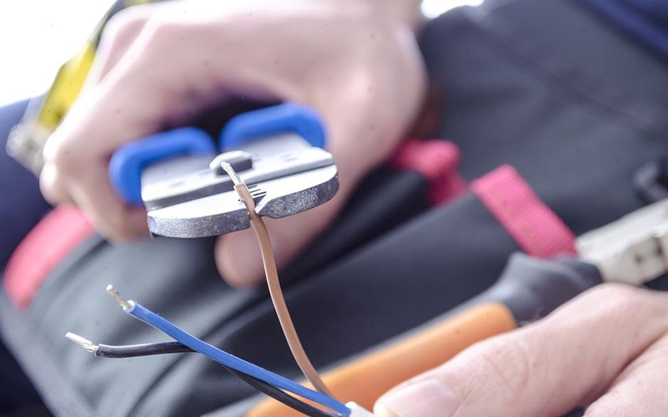 je recherche un électricien L'Île-Saint-Denis