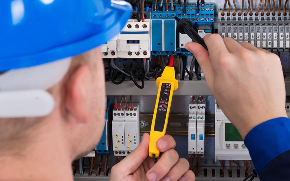 je recherche un électricien L'Île-Saint-Denis